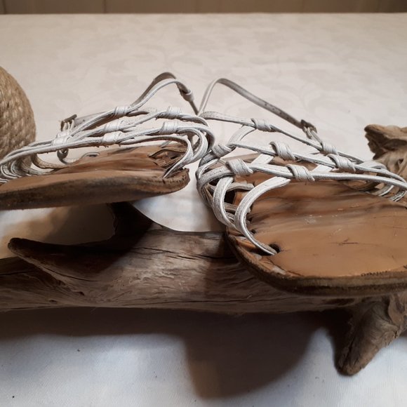Bandolino | Genuine Leather | Sandal | Flats | Strappy | White | Vintage - Picture 4 of 8